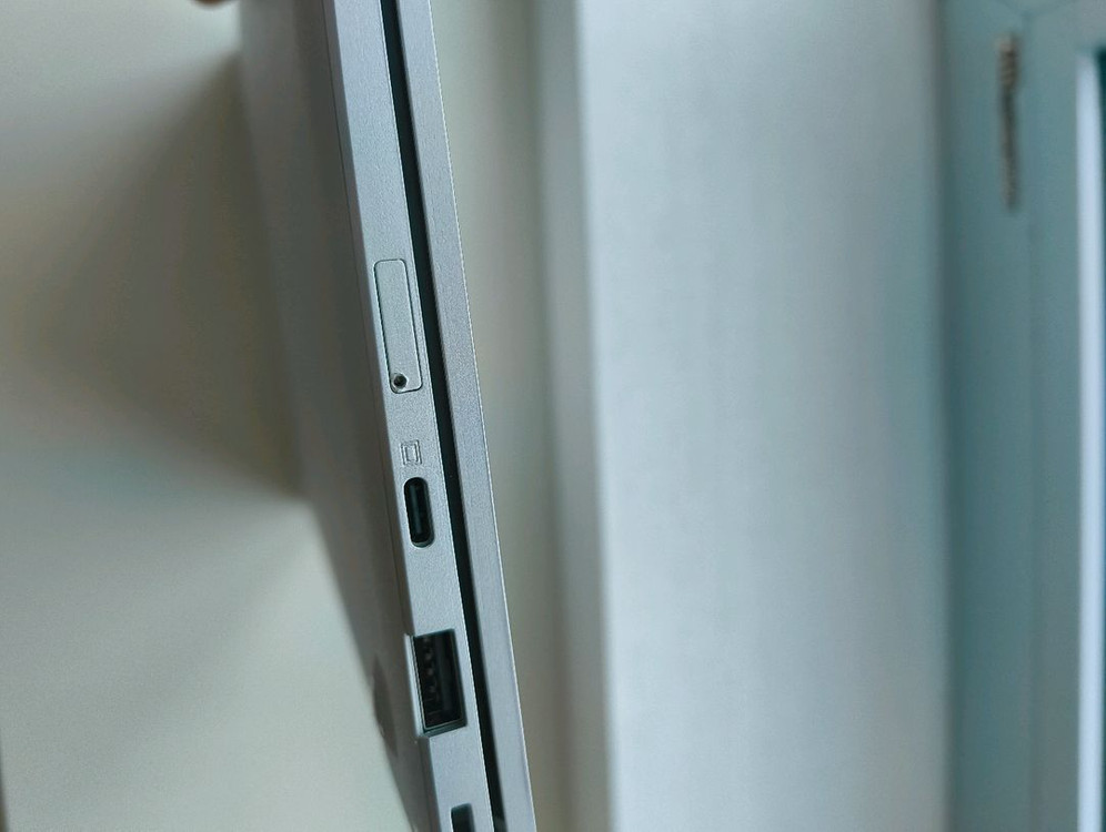 갤럭시 북 고 LTE 팝니다 이미지