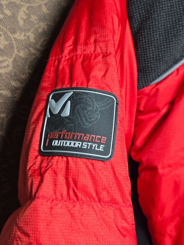 밀레 여성 구스다운 패딩 레드 100 이미지