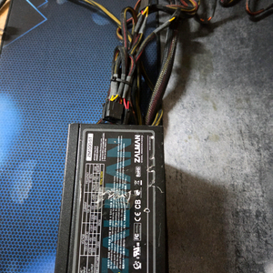 잘만 80플러스 인증 500w 파워서플라이 이미지
