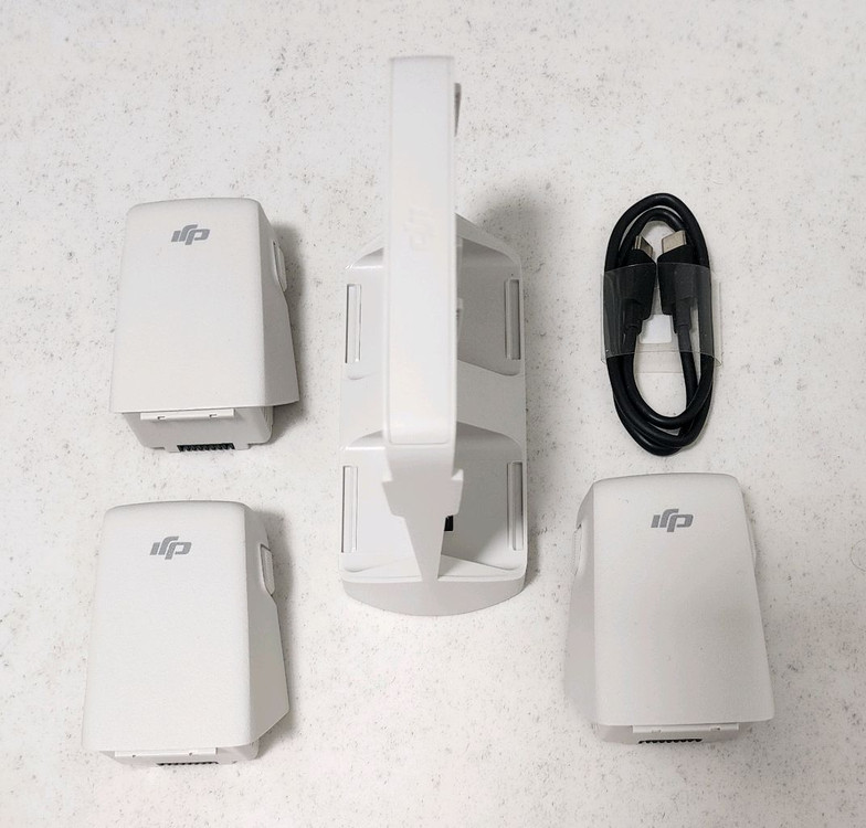 DJI 플립 Flip 드론 플라이모어 콤보 세트 이미지