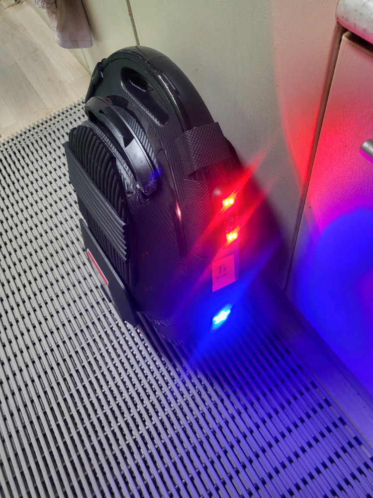 비고드 T3외발전동휠 벌짚발판포함 이미지