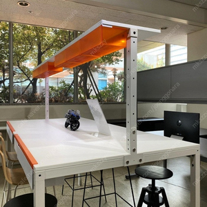 펀잇쳐스 빅테이블 2060 수직선반 조명 테이블 이미지