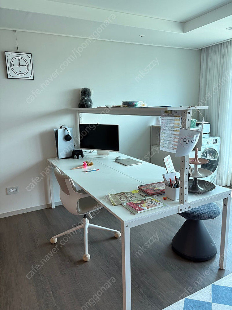 펀잇쳐스 빅테이블 2060 수직선반 조명 테이블 이미지