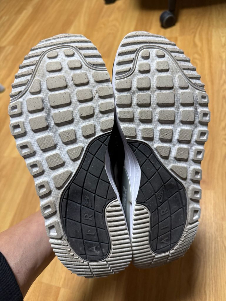 나이키 에어맥스 시스템 여자 운동화 팝니다 이미지