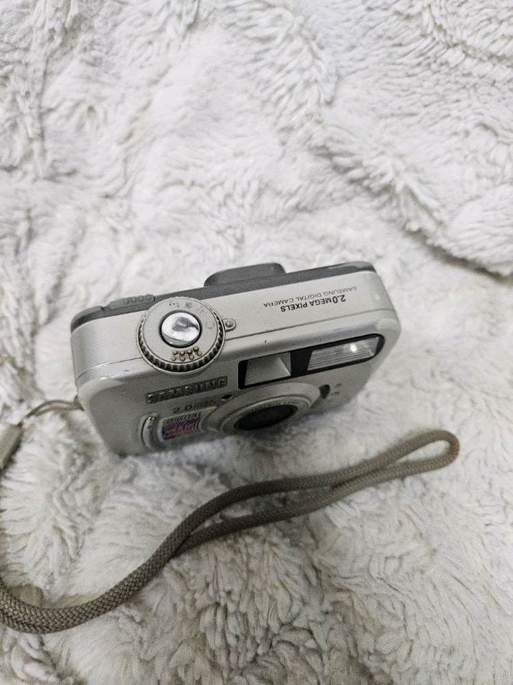 삼성 케녹스 Digimax 201 레트로 디카 빈티지 카메라 이미지