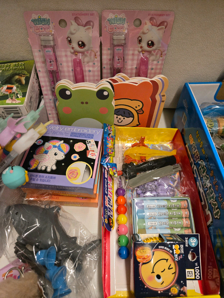 문구류 학용품 장난감 일괄 새제품 이미지
