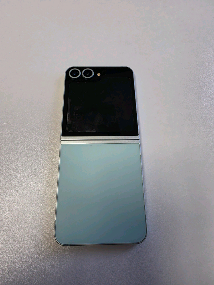 갤럭시Z플립6 민트 256 이미지