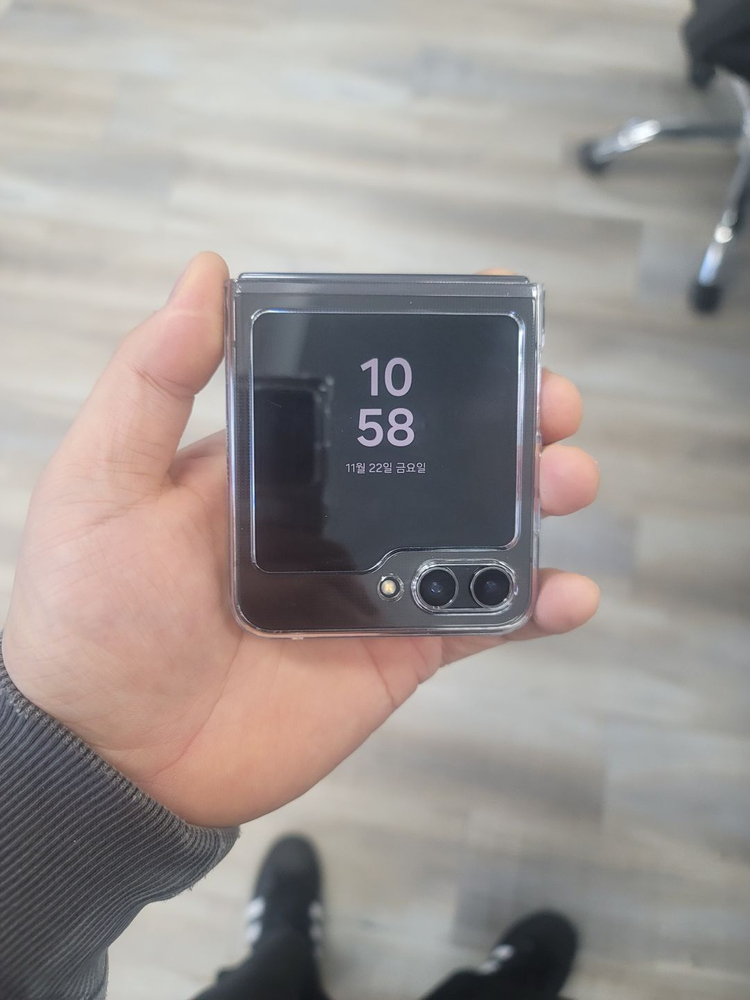 갤럭시Z플립5블랙판매 중고폰 정상해지단말기 이미지