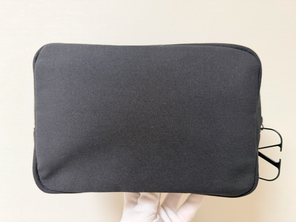 발렌티노 뷰티 정품 V로고 화장품 파우치 클러치 이미지