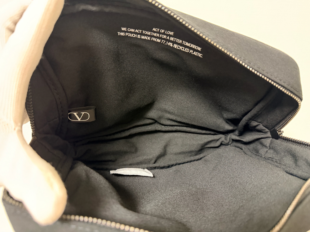 발렌티노 뷰티 정품 V로고 화장품 파우치 클러치 이미지