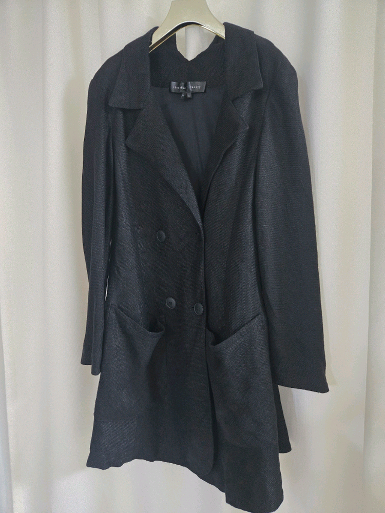 띠어리 트렌치 코트 이미지