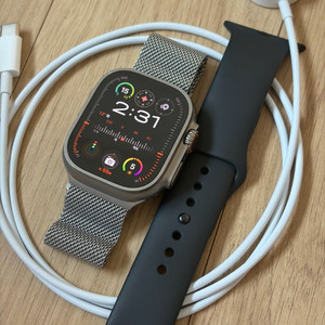 애플워치 울트라2 내추럴 티타늄 S급 90% 49mm 티타늄 밀레니즈 사제 등 58만 이미지