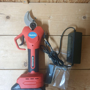 전동 가위 이미지