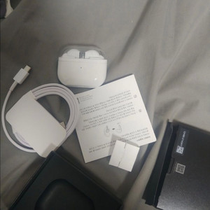 갤럭시버즈3프로 팝니다. 이미지