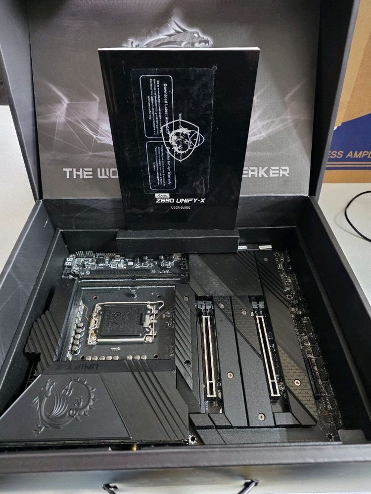 [메인보드] MSI MEG Z690 UNIFY-X (풀박스 / 오버클럭 특화 대장급 보드) 이미지