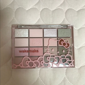 웨이크메이크 헬로키티 레이지핑크블러링 이미지