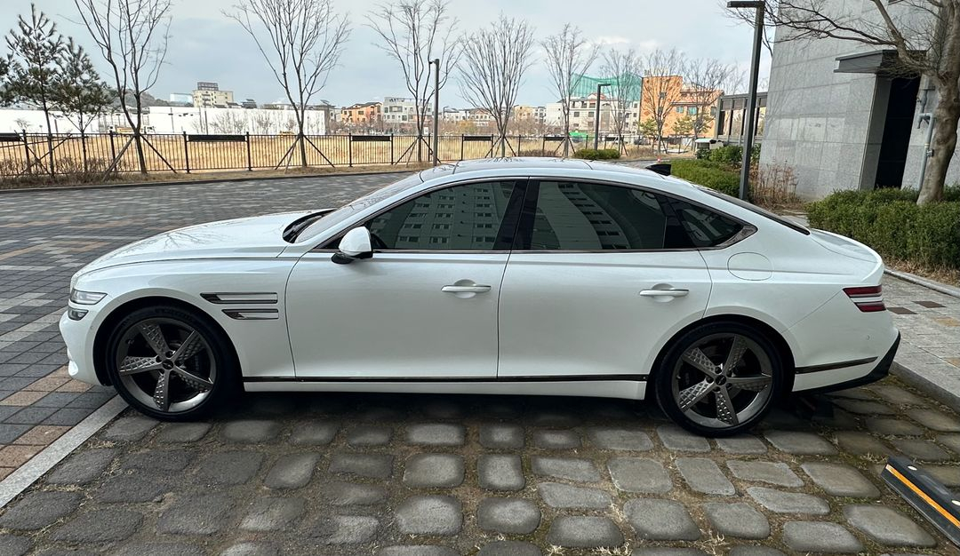 중고차 제네시스 g80, 2025년형, 가솔린 3.5T, AWD, 스포츠팩, 21,260km, 완전무사고, 신차급. 이미지