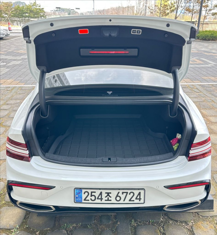 중고차 제네시스 g80, 2025년형, 가솔린 3.5T, AWD, 스포츠팩, 21,260km, 완전무사고, 신차급. 이미지