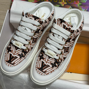 루이비통 슬리퍼 스니커즈 235mm 이미지