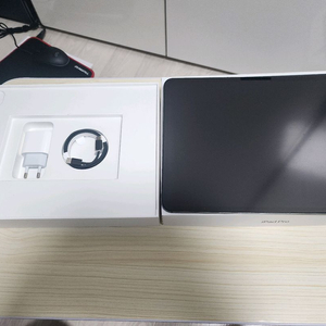 아이패드프로m4 13인치 팔아요 이미지