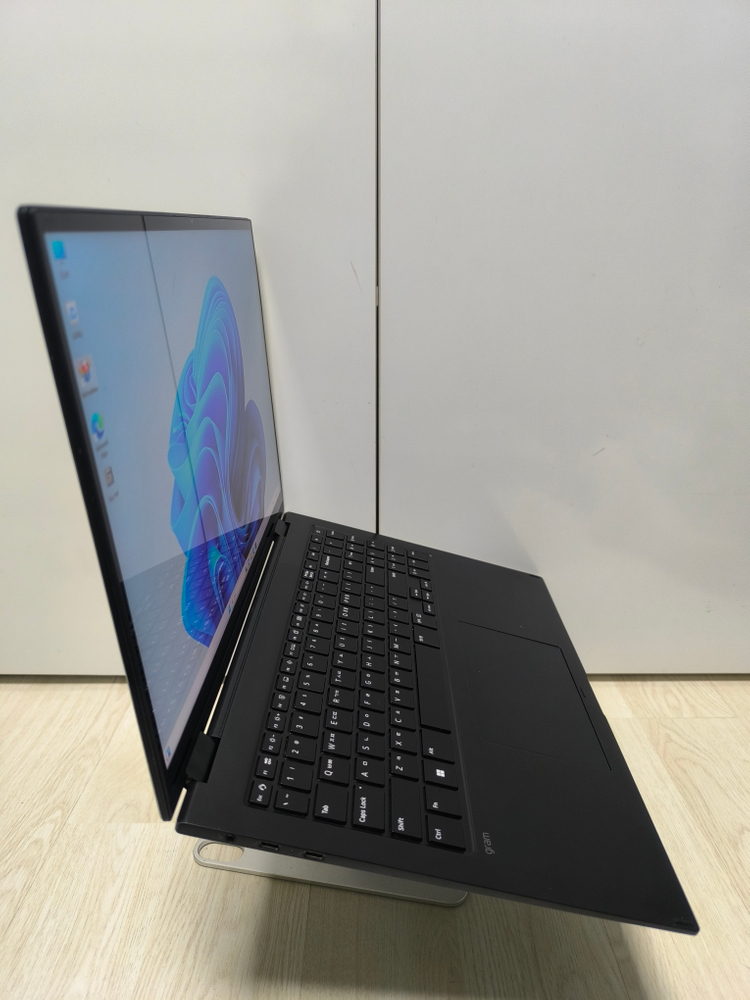 LG 그램 360 16인치 이미지