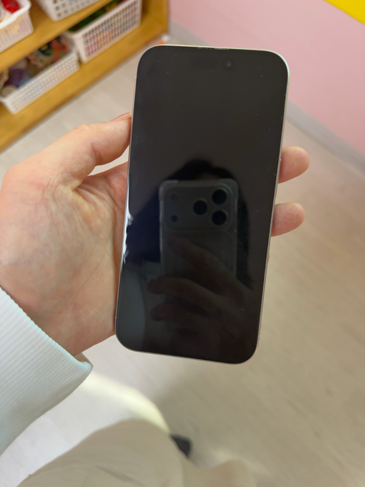 아이폰 15 Pro 화이트 256GB 이미지