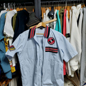 버버리 반팔 집업 오버셔츠 스카이블루 실측100-105 정품검수완료 이미지