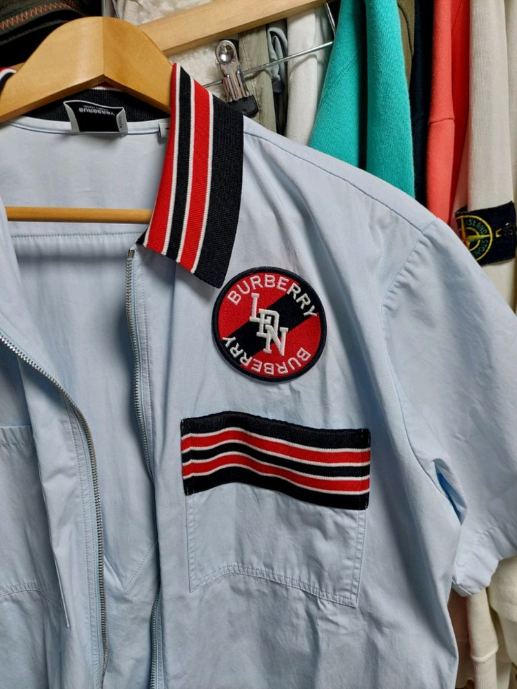 버버리 반팔 집업 오버셔츠 스카이블루 실측100-105 정품검수완료 이미지