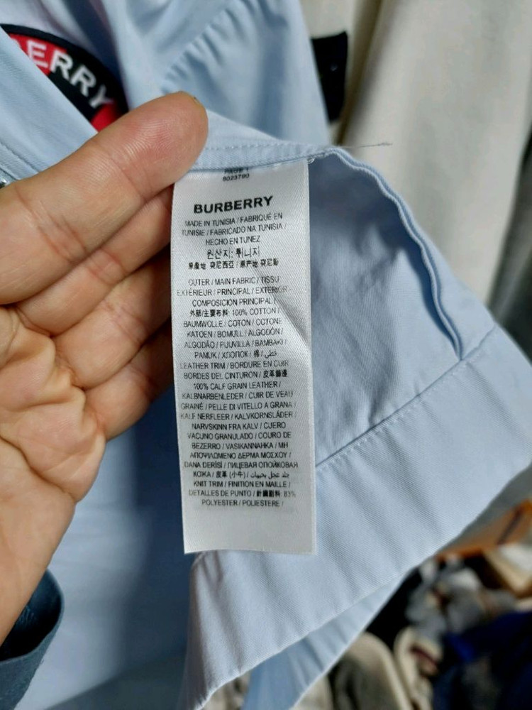 버버리 반팔 집업 오버셔츠 스카이블루 실측100-105 정품검수완료 이미지