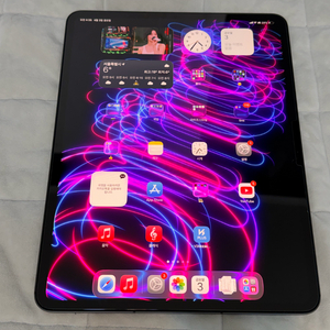 아이패드 프로 13 M4 256GB(스그,셀룰러,애케플) + 매직키보드 일괄 판매 이미지