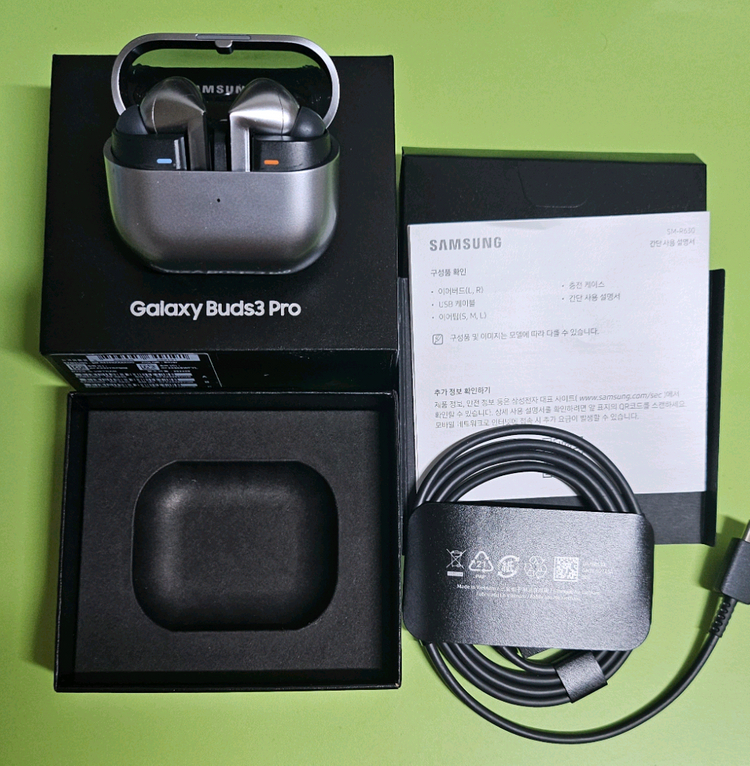 버즈3 프로 실버 SS급 상태 풀패키지 이미지