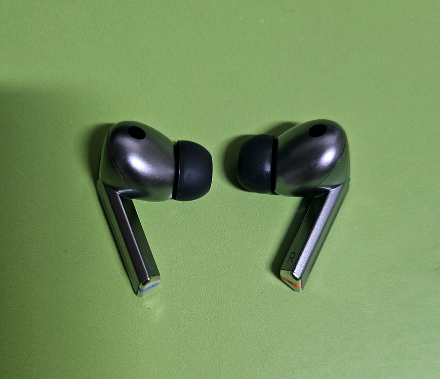 버즈3 프로 실버 SS급 상태 풀패키지 이미지