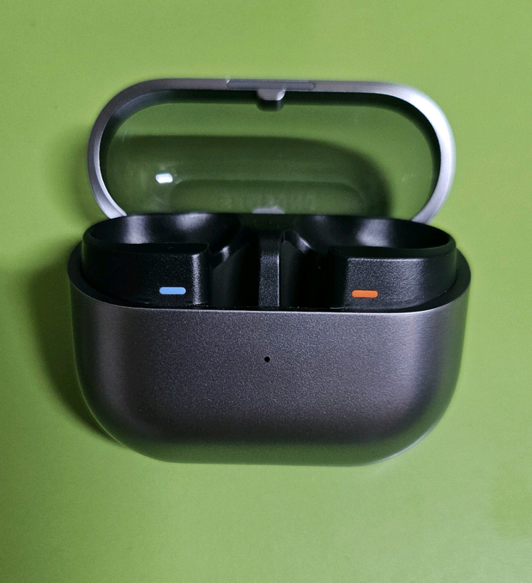 버즈3 프로 실버 SS급 상태 풀패키지 이미지