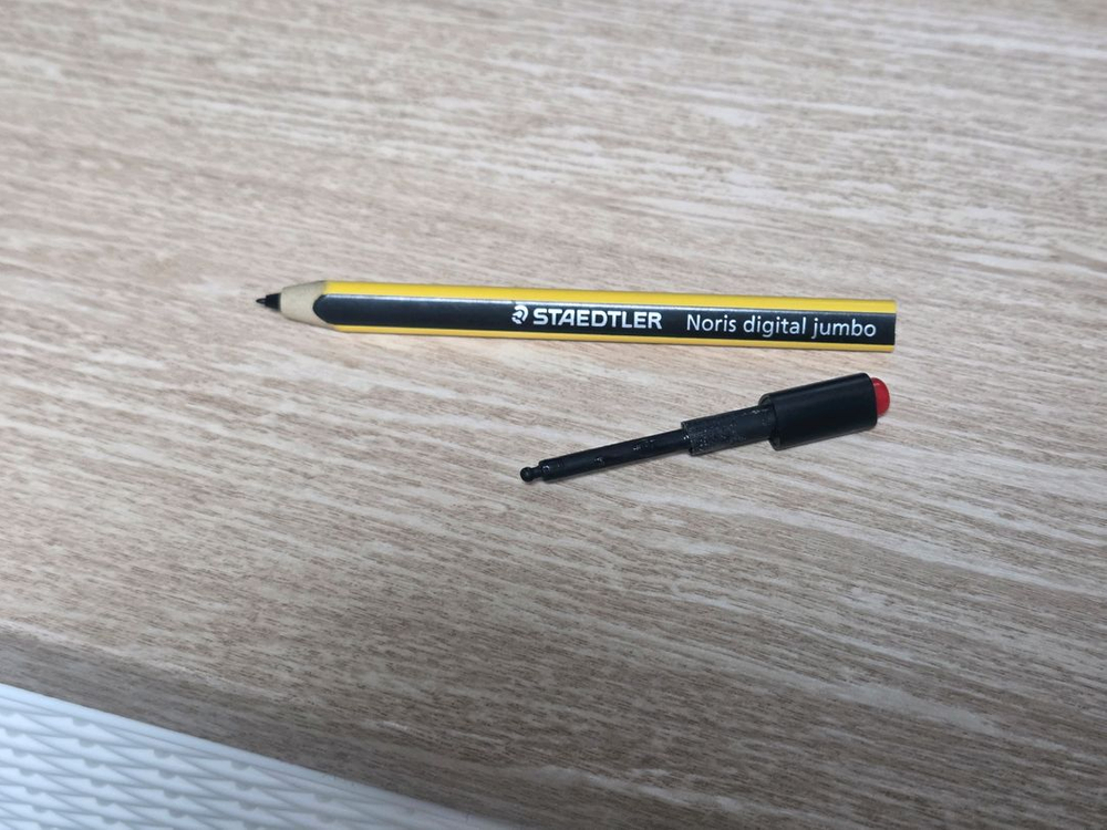 스테들러 점보 S펜 이미지