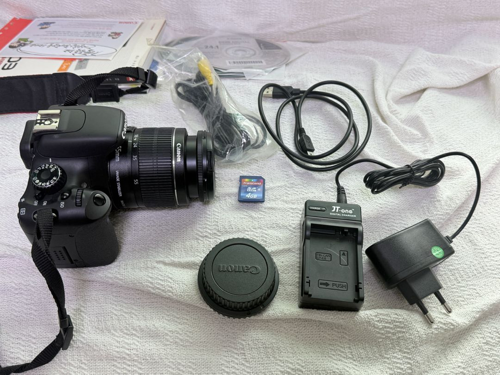 정품 캐논 EOS 550D DSLR 카메라와 번들 18-55mm 렌즈 이미지