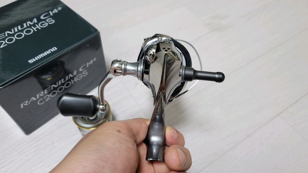 시마노 레아늄 레아니움 CI4 C2000HGS 스피닝릴 팝니다. 낚시 이미지