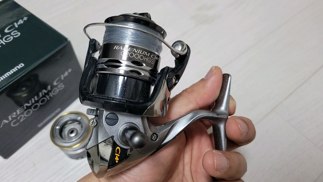 시마노 레아늄 레아니움 CI4 C2000HGS 스피닝릴 팝니다. 낚시 이미지
