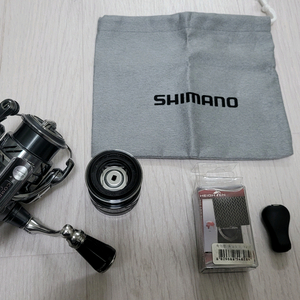 시마노 콤플렉스XR 컴플렉스XR C2000S 스피닝릴 팝니다. 낚시 이미지