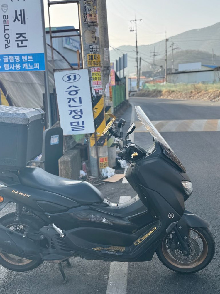 야마하 NMAX125 이미지