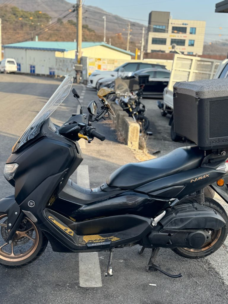 야마하 NMAX125 이미지