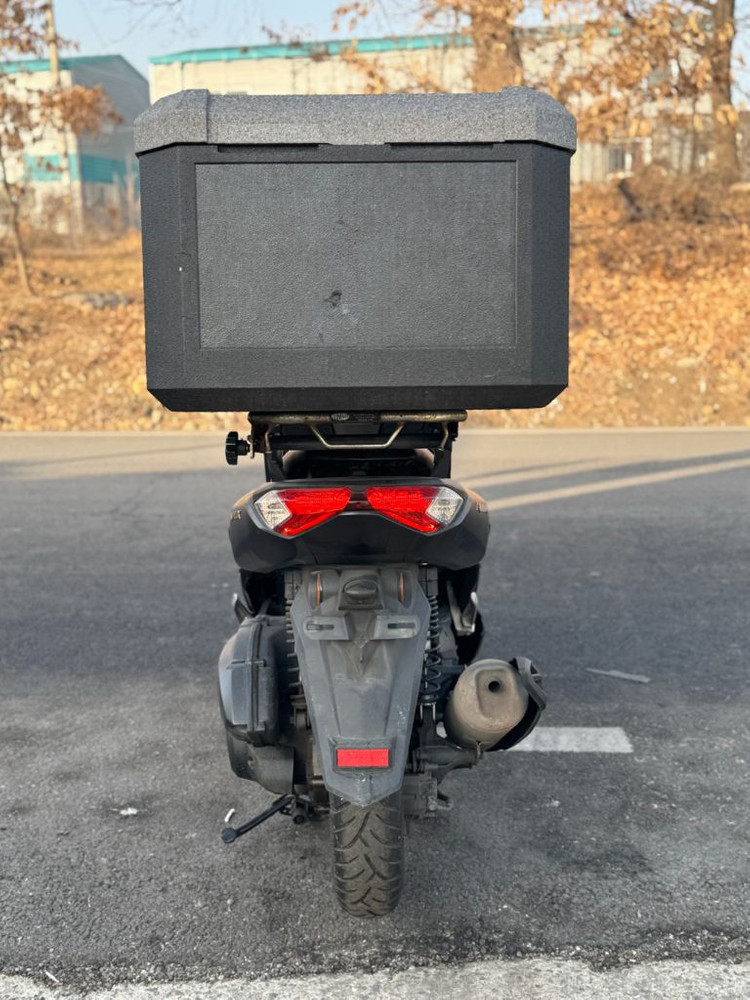 야마하 NMAX125 이미지