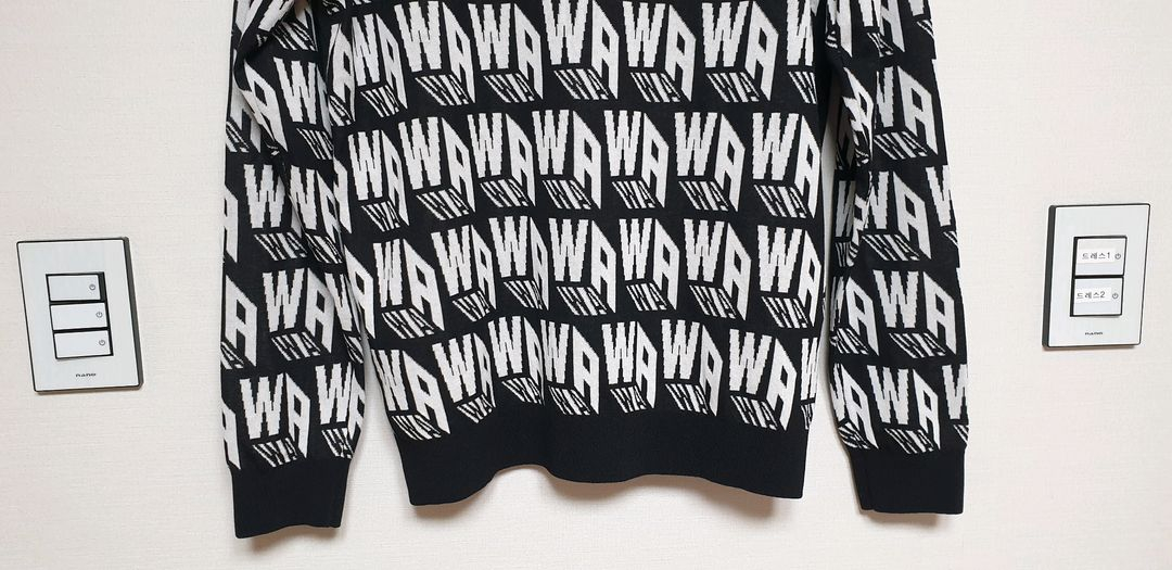 (새상품)와이드앵글 남성 골프웨어 로고 니트 100 이미지