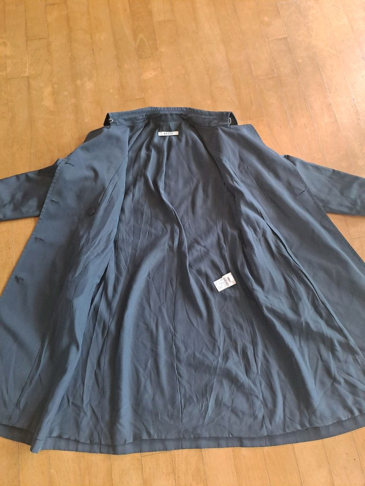 Bally 여성 트렌치 코트 이미지