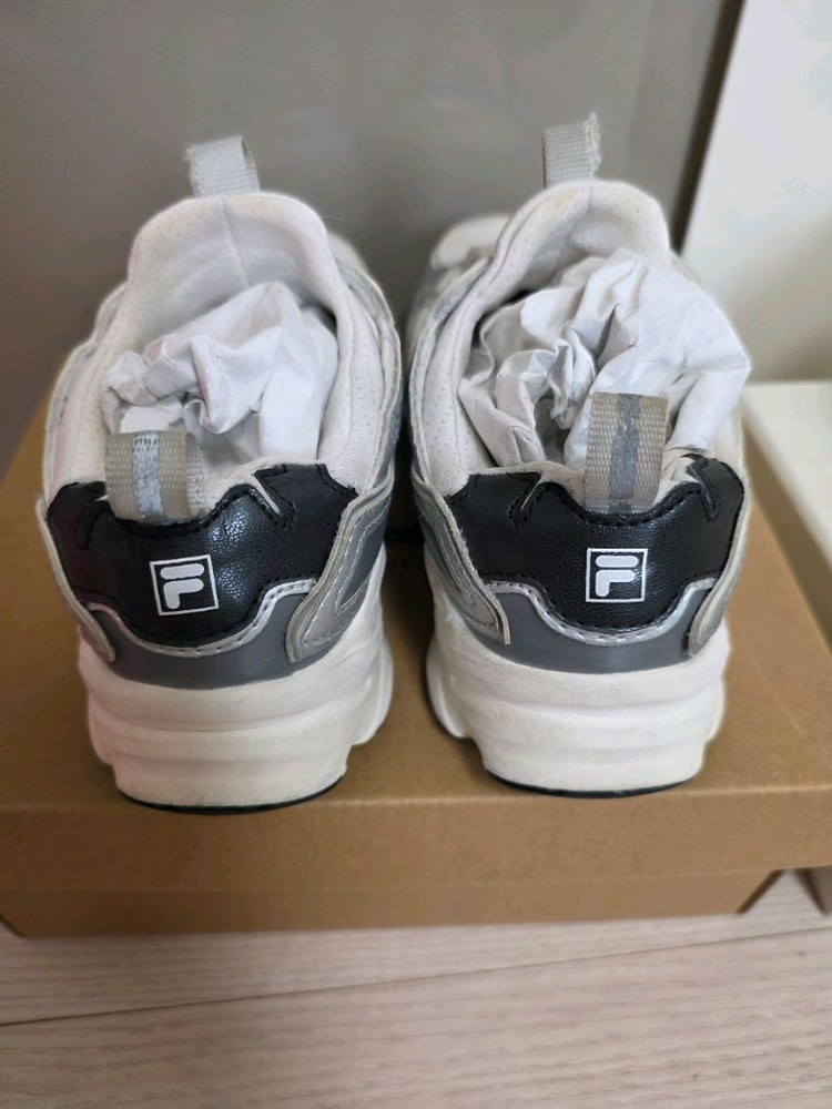 유아운동화190)휠라키즈 돌핀운동화 190+닥스키즈 운동화190 일괄-가격내림 이미지