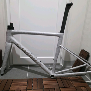 2025 에스웍 타막 sl8 프레임 팝니다 이미지