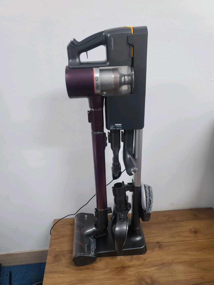 LG 코드제로무선청소기 A9 A958VA(삼성배터리 58분&35분 작동,물걸레키트포함,전체 청소완) 이미지