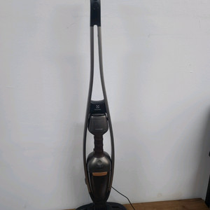 일렉트로룩스 무선청소기 PQ91-30EM(A급,삼성배터리교체>1시간32분연속작동,전체Cleaning완) 이미지