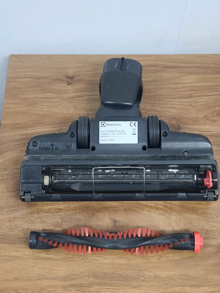 일렉트로룩스 무선청소기 PQ91-30EM(A급,삼성배터리교체>1시간32분연속작동,전체Cleaning완) 이미지