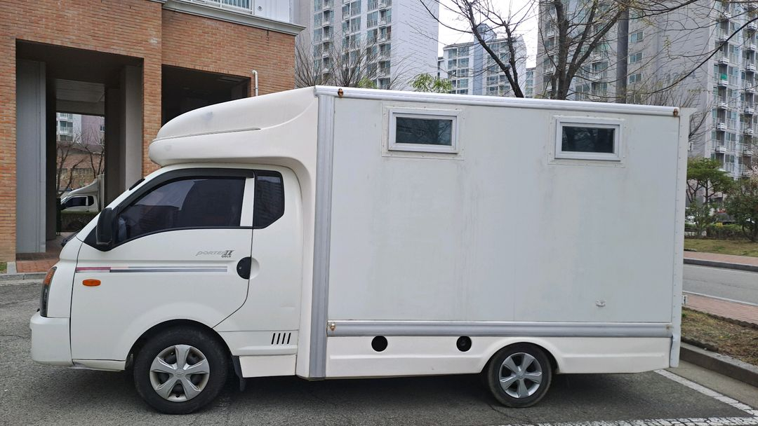 현대포터2 시티밴 캠핑카 이미지