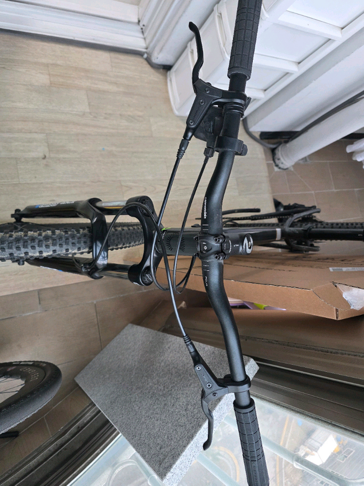 캐논데일 트레일5 MTB 산악자전거 이미지